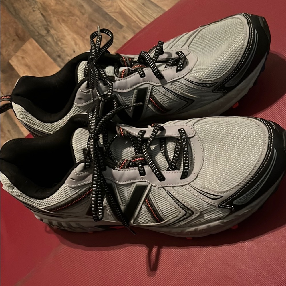 New Balance 410 AT All Terrain Trail Running Shoes MT410CS5 Mens size 14